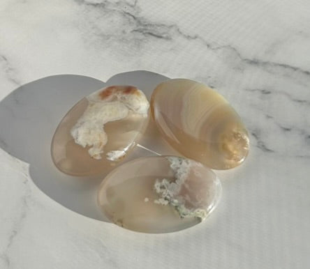 Flower Agate Palm Stone - FA10B
