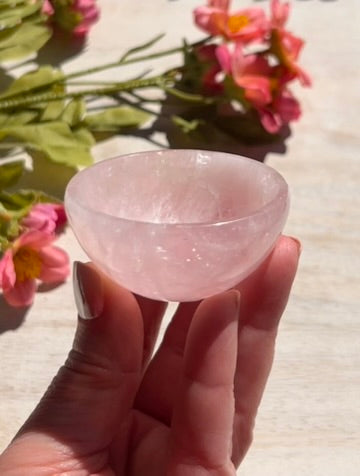 (One) Beautiful Rose Quartz Bowl - 2" - 1F