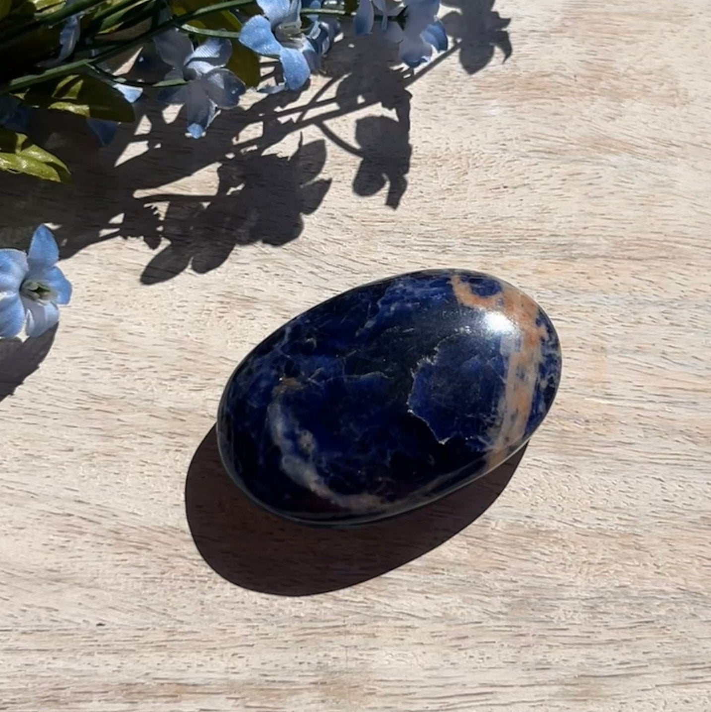 Sodalite Palm Stone - 16A
