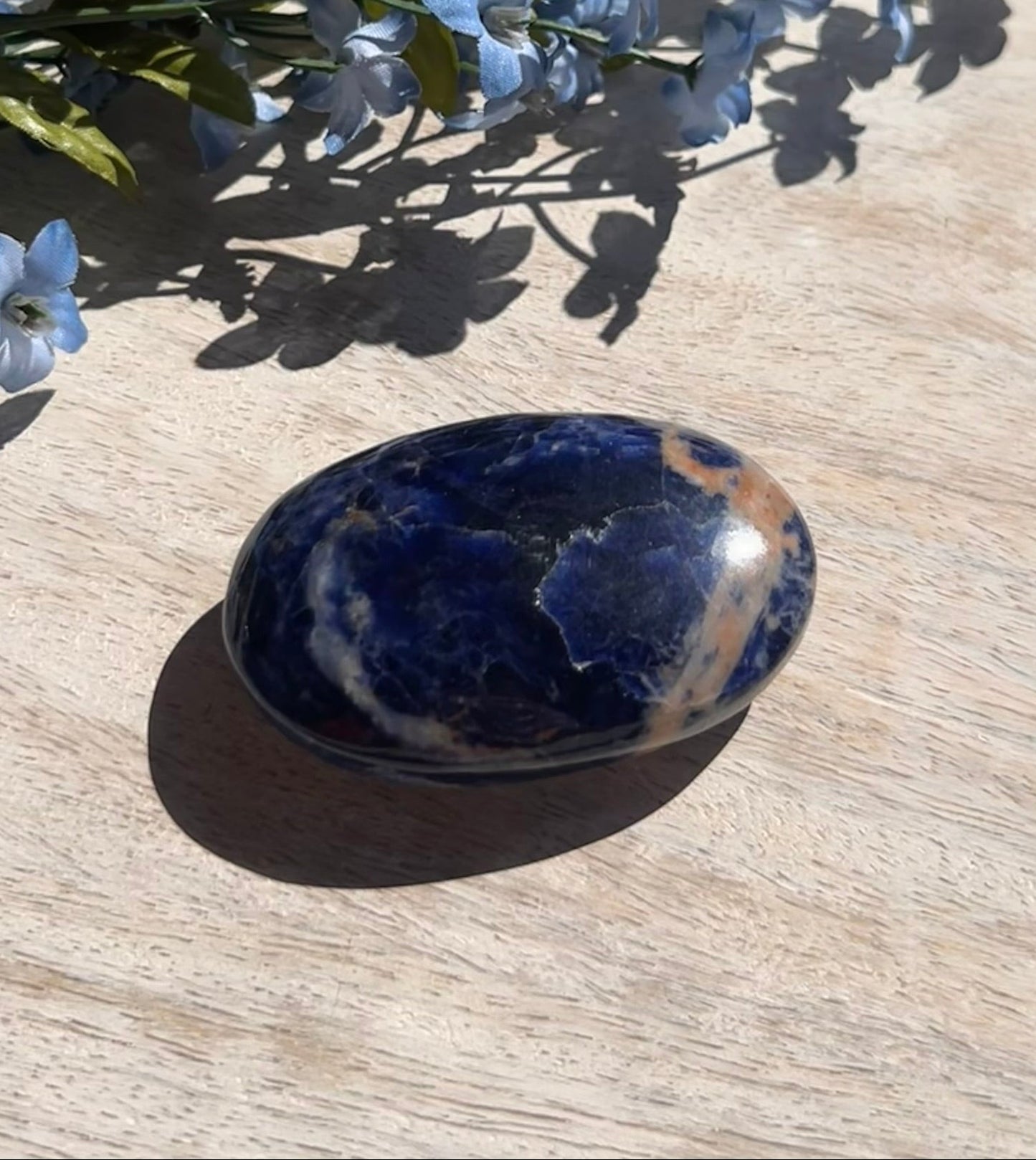 Sodalite Palm Stone - 16A