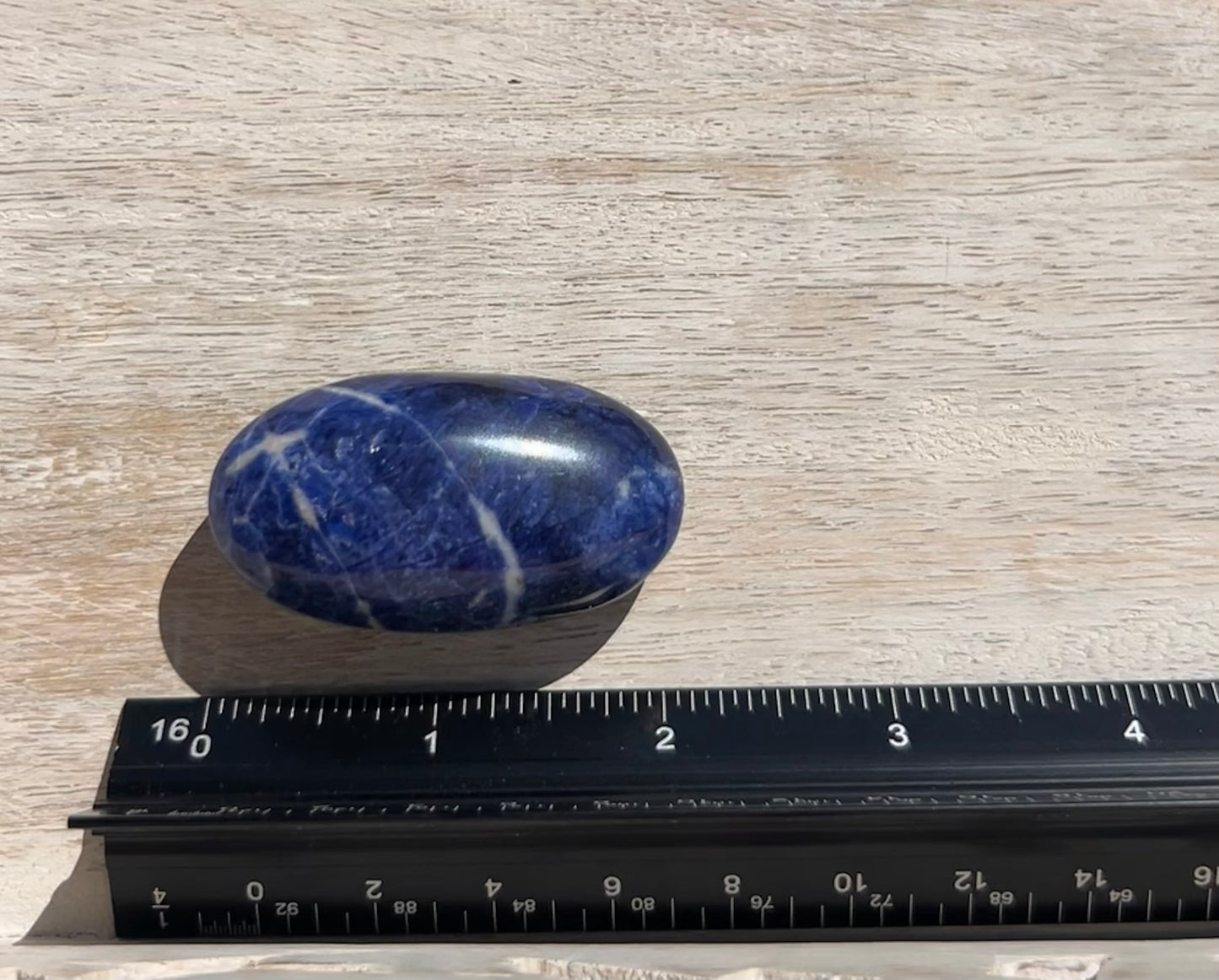 Sodalite Palm Stone - 16C