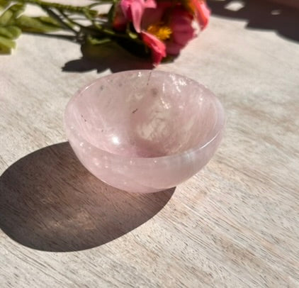 (One) Beautiful Rose Quartz Bowl - (2") - 1B