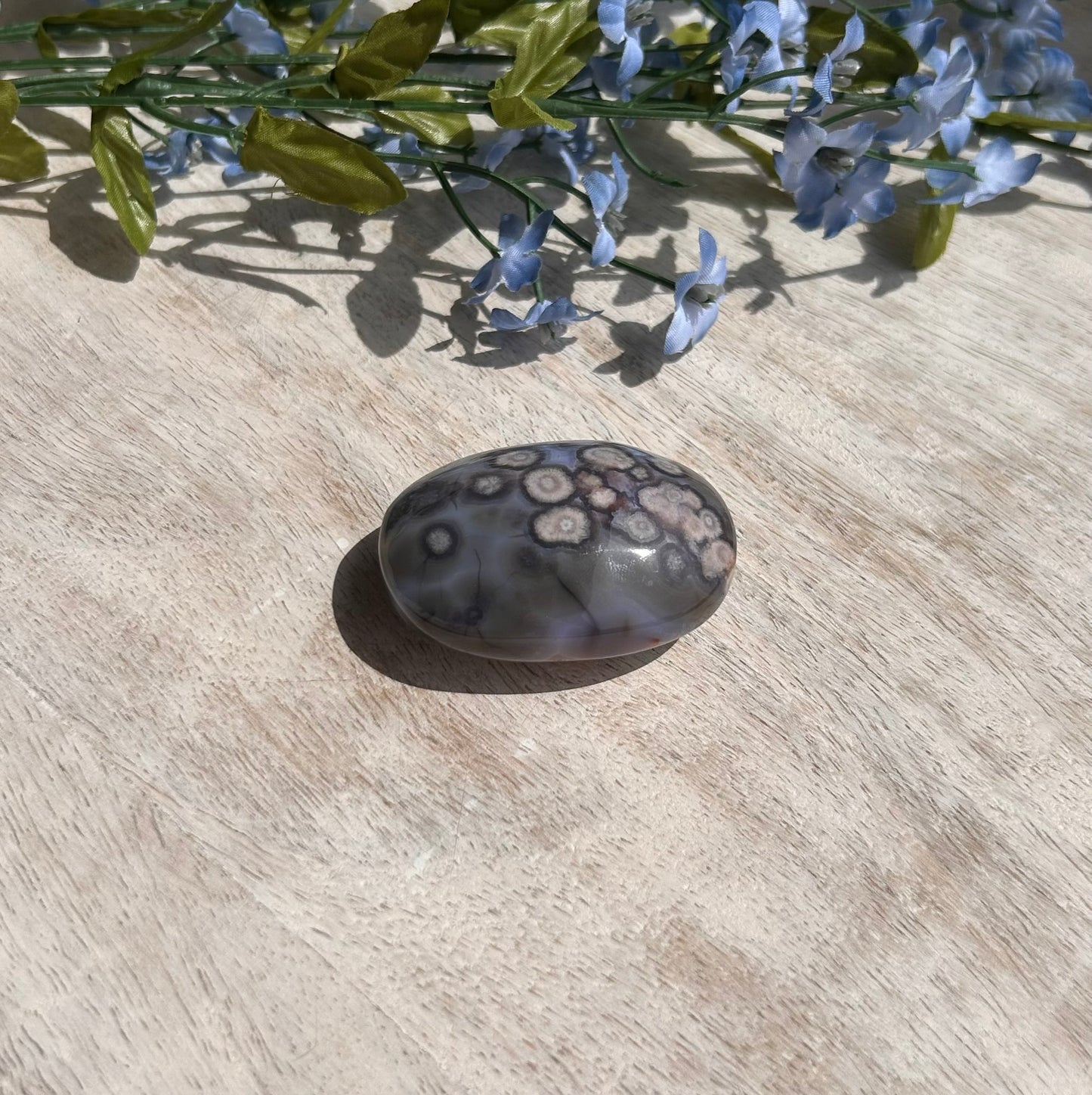 Blue Flower Agate Palm Stone - 11D