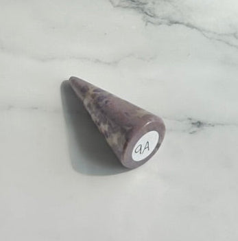 Stunning Lavendar Jade Ring Holder - 9A