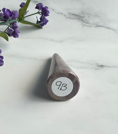Stunning Lavendar Jade Ring Holder - 9B