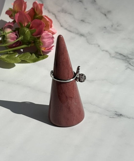 Beautiful Mookaite Ring Holder - 7A