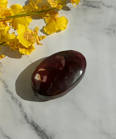 Mookaite  Palm Stone - 14D