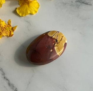 Mookaite Palm Stone - 02D